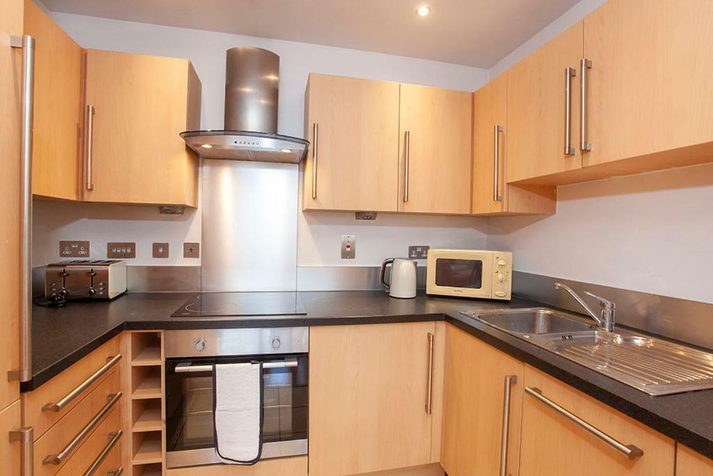 Almanna, Central York, Only 6 Minutes Walk To York Minster Екстериор снимка